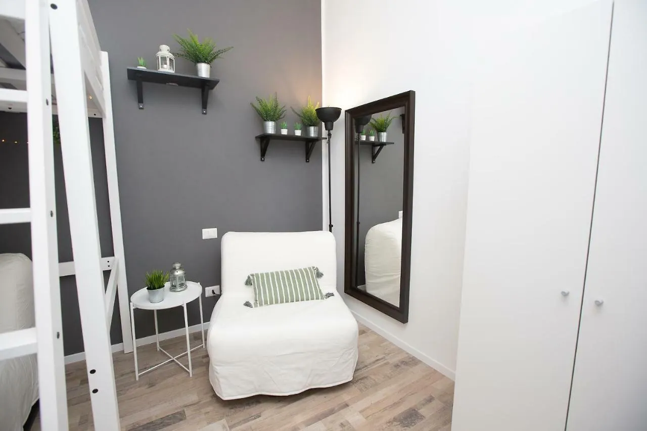 Apartment Mamiani 6 Milan 0*,