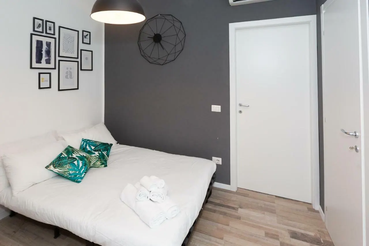 Apartment Mamiani 6 Milan Italy